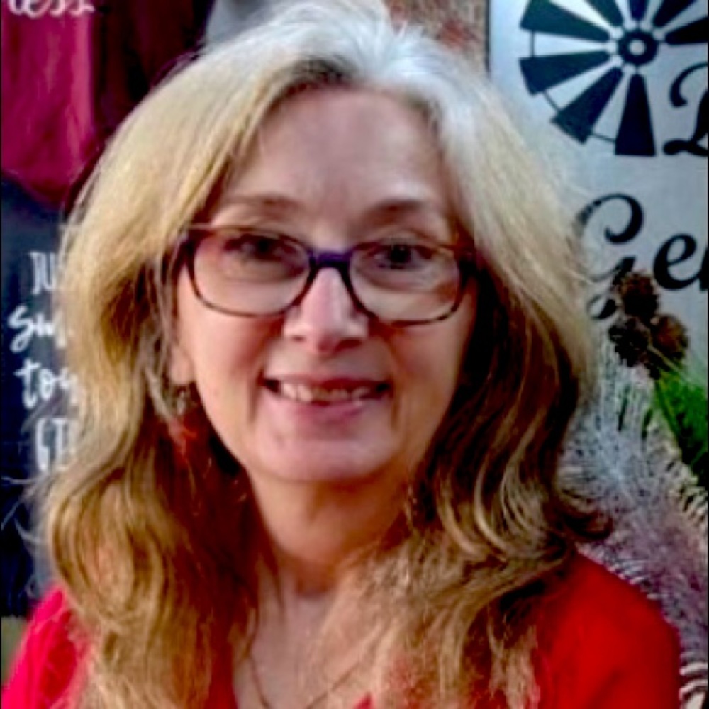 Meet your Posher, Brenda